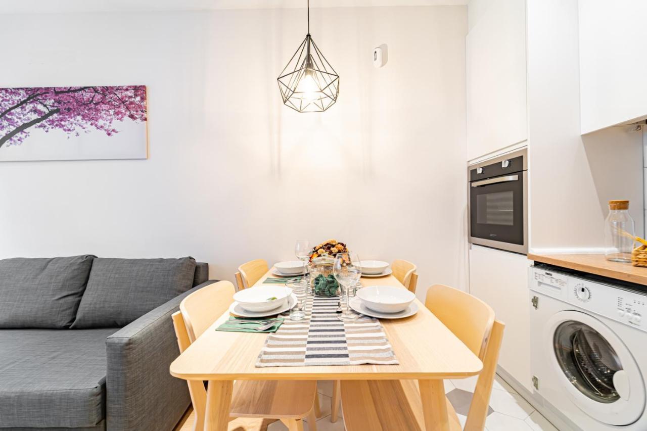 Edsam Madrid Apartments White 외부 사진